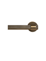 Knurled